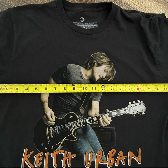 Keith Urban  Shirt Black Short
Sleeve Crew Neck Concert Shirt - Picture 5 of 5